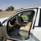 كراون فكتوريا 2011 ابيض