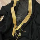 بشت او مشلح