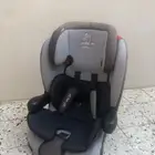 كرسي سيارة للأطفال