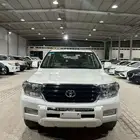 تويوتا لاندكروزر 2010 فل كامل 8 سلندر