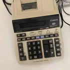 كمبيوتر شاشة مدمجة وكرسي حمام جديد ومكتب وأجهزة