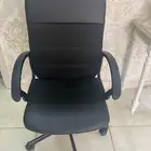 كرسي مكتبي من ايكيا شبه جديد