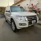 للبيع جيب باجيرو 2016