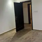 غرفتين وصاله مطبخ ومكيفات راكبه