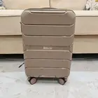 حقيبة سفر يدوية. 4 عجلات.