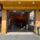 محل بشارع الزينة بجانب مطعم مضغوط بيتنا للتقبيل