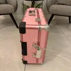 حقيبة مستحضرات التجميل مضيئه