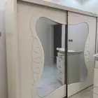 غرفة نوم متكاملة مع طاولة مكتب من ايكيا