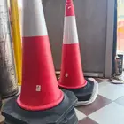 لوحات ارشادية واقماع تحذيرية