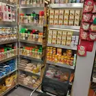 ثلاجه عرض وتخشيبة مكسرات وطاحونه