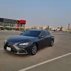 لكزس ES 250 - 2022 عبداللطيف جميل