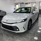 تويوتا كامري E بنزين   2025 ابيض