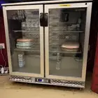 ثلاجة عرض للبيع