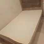 للبيع غرفة نوم نفر دولاب و سرير و 2 كومودينو فقط 650 ريال