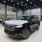 تويوتا لاندكروزر VXR هايبرد سعودي 2025 ( ابيض - اسود )