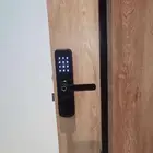 القفل الذكي بصمة  رقم سري  بطاقة  جوال  مفتاح تركيب برمجة