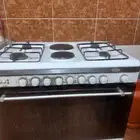 فون مستخدم  اربع عيون وثنتين كهرباء