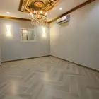 للبيع شقة روف بطحاء قريش بجوار جامع الراجحي