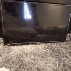 للبيع شاشات 32 بوصه حبتين