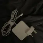 شاحن ماك بوك