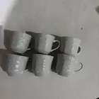 مجموعة أكواب وصحون مستعملة بحالة ممتازة