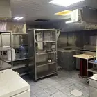 مطعم للبيع في شارع الملك عبدالله بالخبر مع كامل معداته