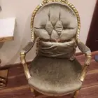 للبيع مدخل مع مرايه وعدد 2كنب فاخر جدا