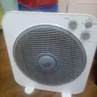 مروحة أرضيه ممتازه 3 سرعات وموزع هواء