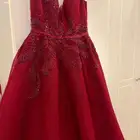فستان احمر للبيع