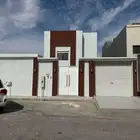 للبيع دبلوكس في حي الامواج بالعزيزية