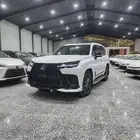 لكزس LX 600 اف سبورت سعودي 2025 داخل احمر عرض مميز