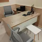 أثاث مكتبي جديد لم يستخدم