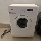 غسالة وتلفزيون