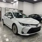 تويوتا - كورولا - فتحه - ابيض 2025