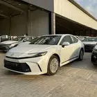 تويوتا كامري 2025 نص فل كاش استلام فوري اصفار صادر لوحات