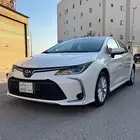 تيوتا كورلا 2020 محرك 2.0 ابيض لؤلؤي