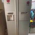 ثلاجه ال جي كبيره باب فريزر وباب ثلاجه عامودي