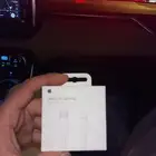 الشاحن الآيفون اصلي والسلك اصلي