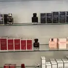 عطور ومكياج