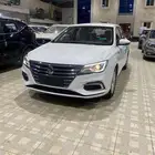 ام جي 5 الشكل القديم موديل 2025 أبيض -فضى -أسود