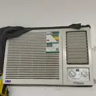 مكيف شبه جديد للبدل بمكيفين