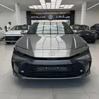 تويوتا كامري E بنزين استاندر رمادي موديل 2025 سعودي اقساط