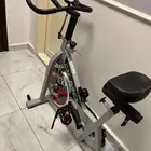 سبر رياضي بحالة جيدة استعمار قليل