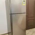 ثلاجه للبيع