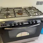 فرن نظيف ومافيه اي عيب