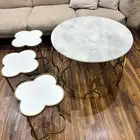 طاولة رخام و 3 طاولات خدمة للبيع