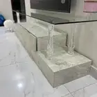 طاولة تلفزيون .. رخام وقزاز