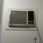 مكيف شبه جديد للبيع