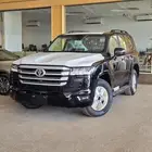 لاندكروزر جي اكس ار بنزين L2 أسود سعودي 2025 متوفر لدى الحسن