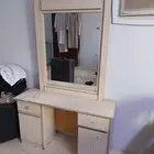 دولاب وتسريحه